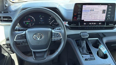 2024 Toyota SIENNA XSE XSE 7 Passenger
