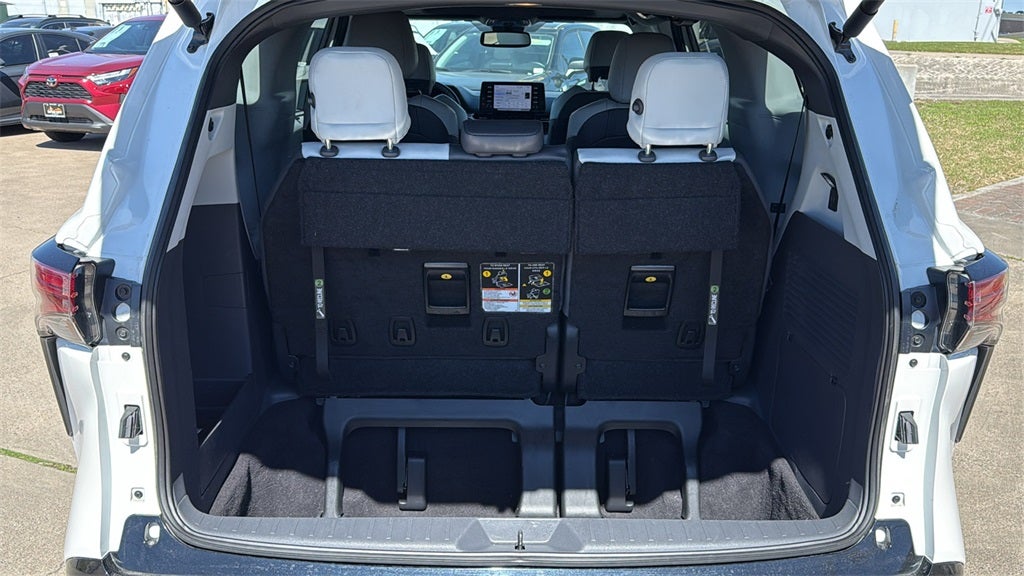 2024 Toyota SIENNA XSE XSE 7 Passenger