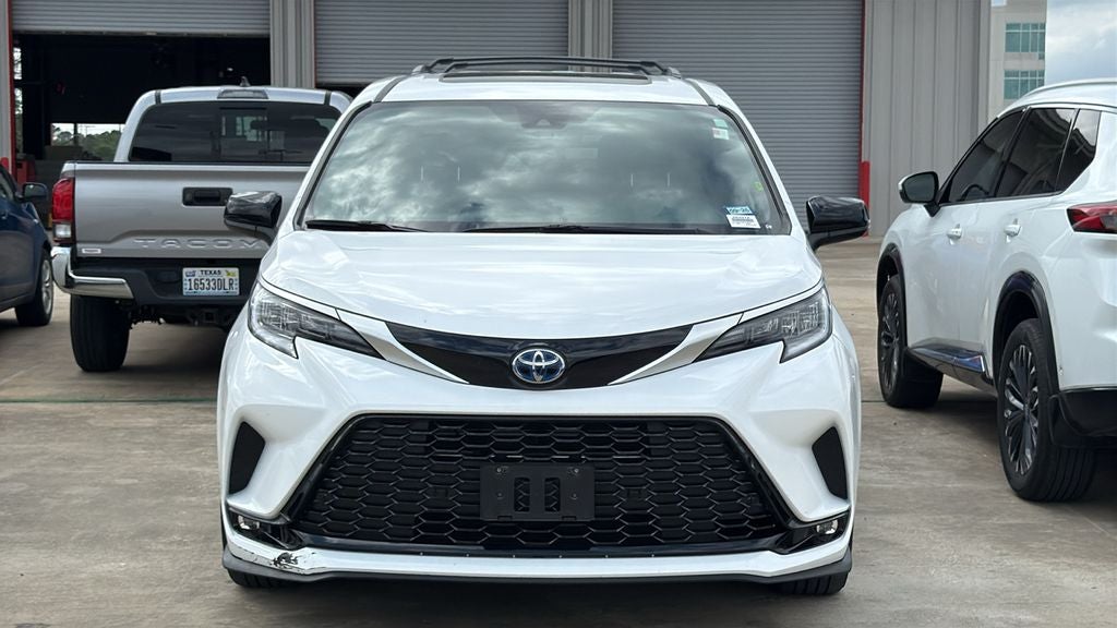 2023 Toyota Sienna XSE 7 Passenger