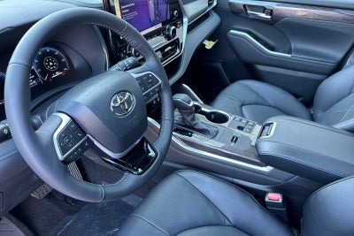 2026 Toyota Highlander Hybrid Hybrid Platinum