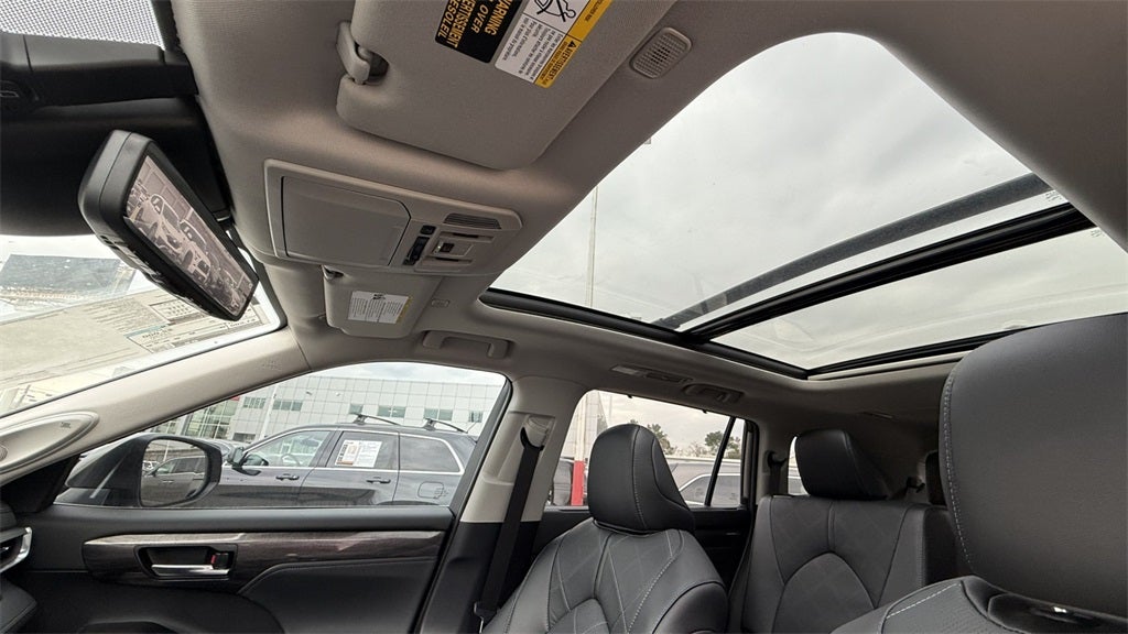 2025 Toyota Highlander Hybrid Hybrid Platinum
