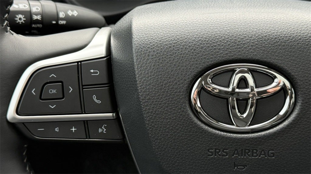 2025 Toyota Highlander Hybrid Hybrid Platinum