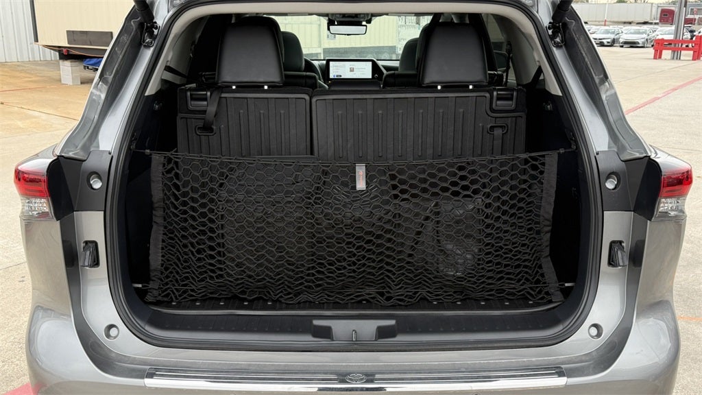 2025 Toyota Highlander Hybrid Hybrid Platinum