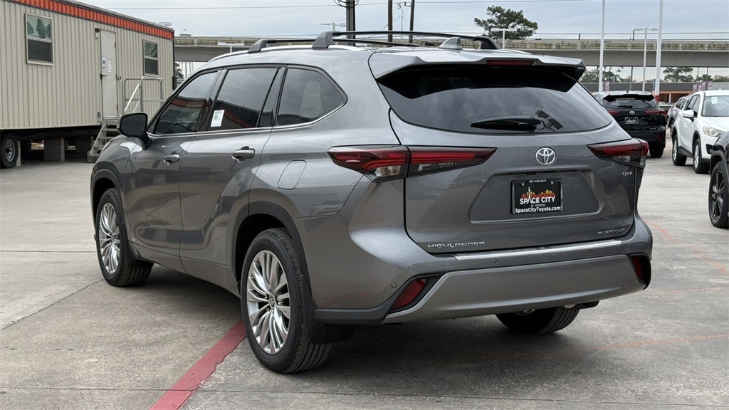 2025 Toyota Highlander Hybrid Hybrid Platinum