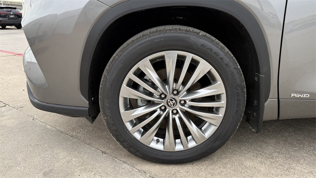 2025 Toyota Highlander Hybrid Hybrid Platinum