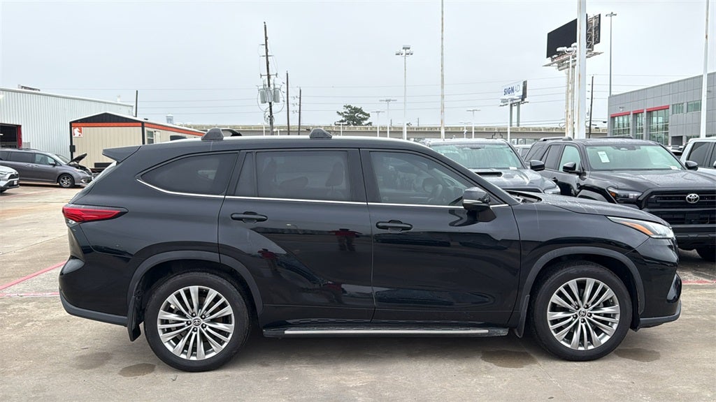 2022 Toyota HIGHLANDER Platinum