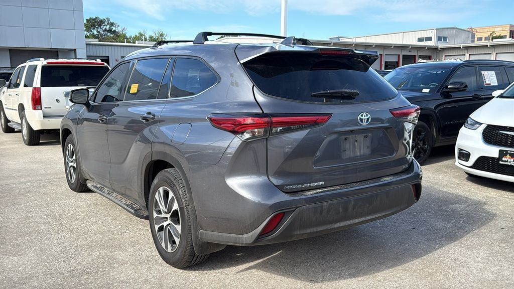 2022 Toyota HIGHLANDER HYBRD XLE