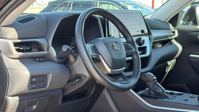 2024 Toyota HIGHLANDER HEV XLE