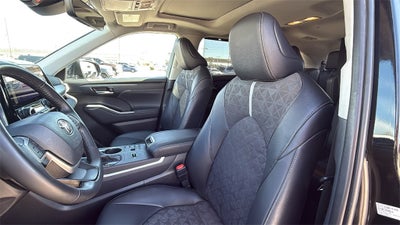 2024 Toyota HIGHLANDER HEV XLE