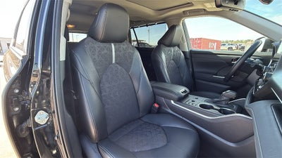 2024 Toyota HIGHLANDER HEV XLE