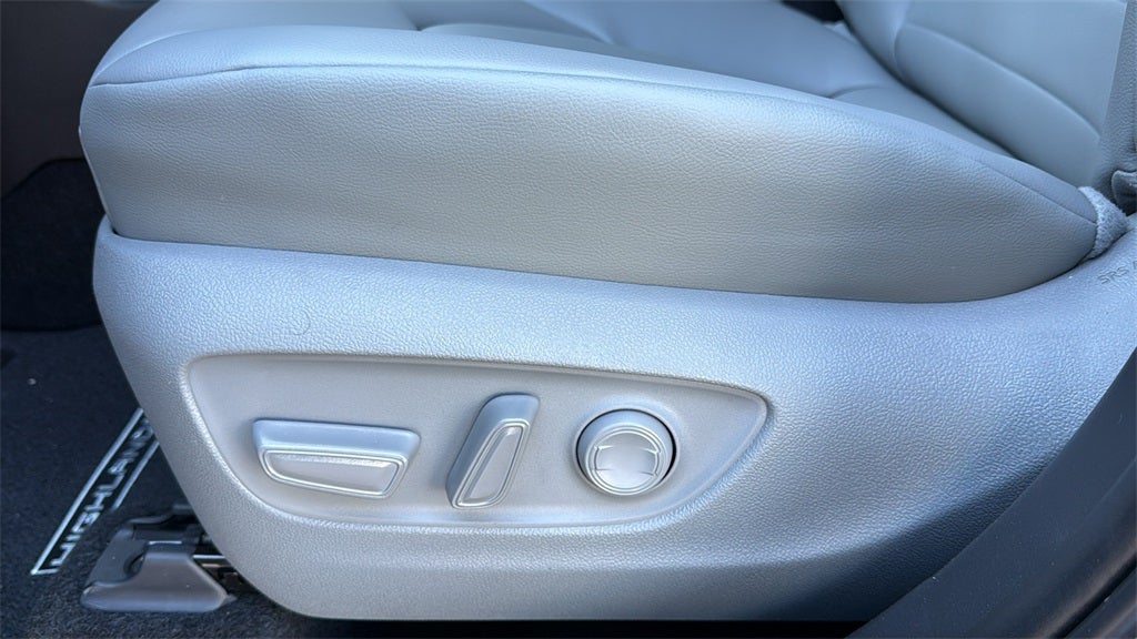 2026 Toyota Highlander Hybrid Hybrid XLE