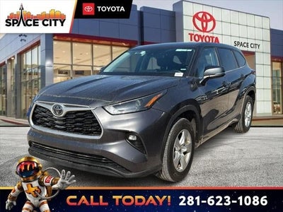 2024 Toyota Highlander LE