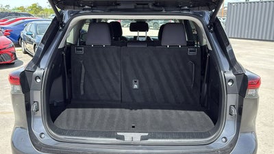 2025 Toyota HIGHLANDER LE