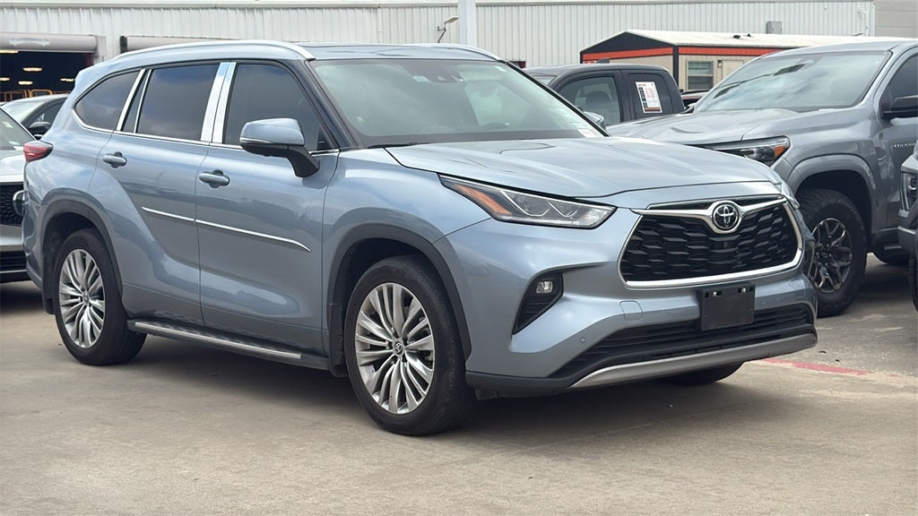 2023 Toyota HIGHLANDER Platinum