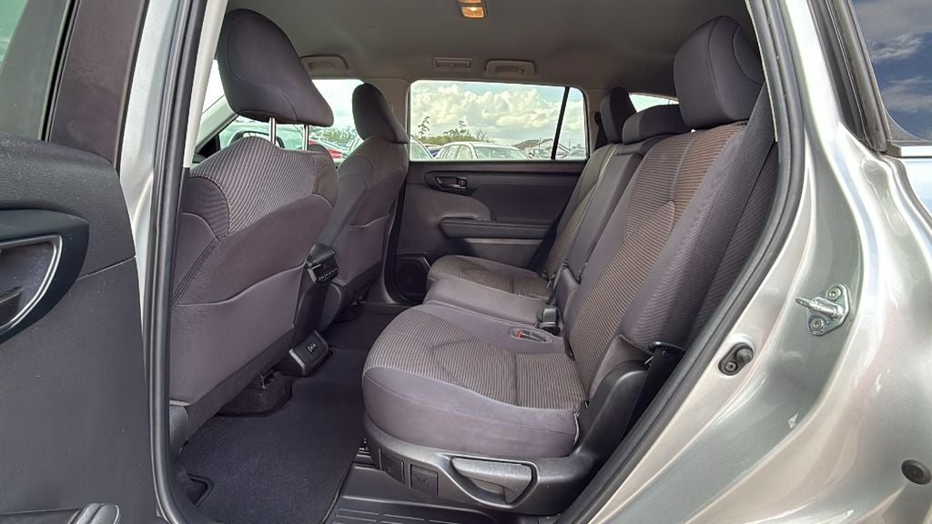 2023 Toyota HIGHLANDER L