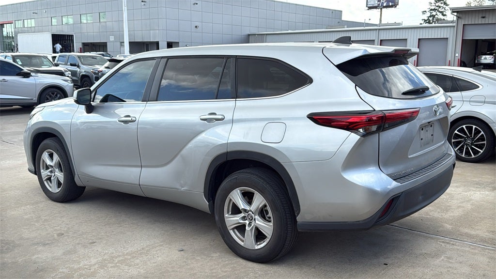 2023 Toyota HIGHLANDER L