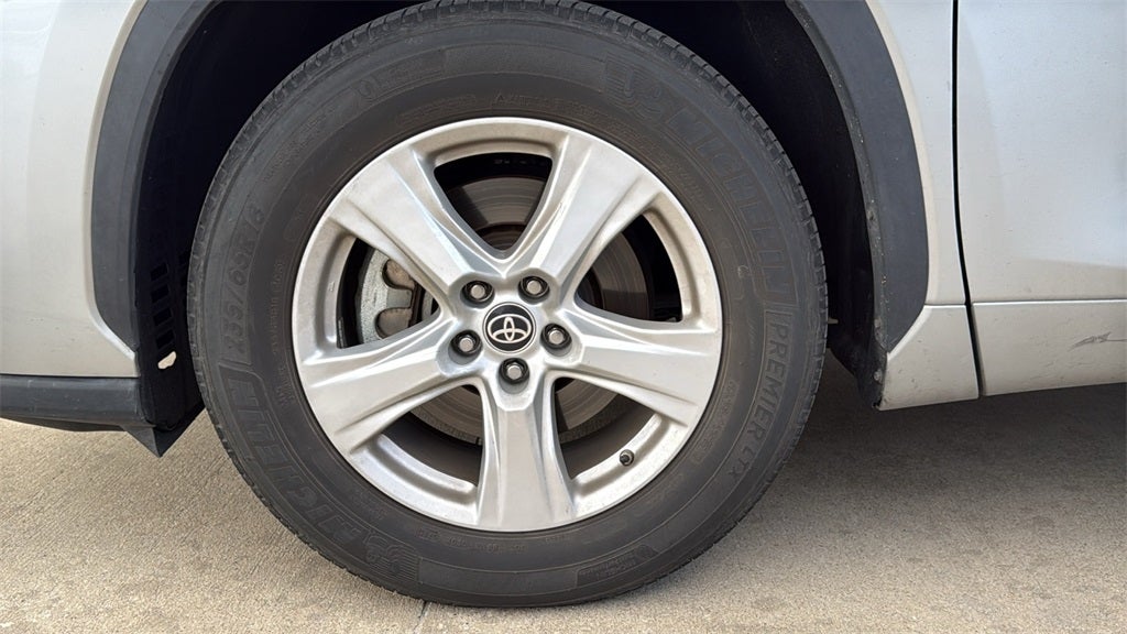 2023 Toyota HIGHLANDER L