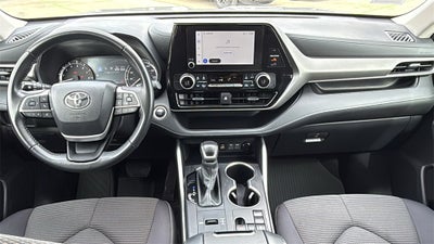 2024 Toyota HIGHLANDER LE