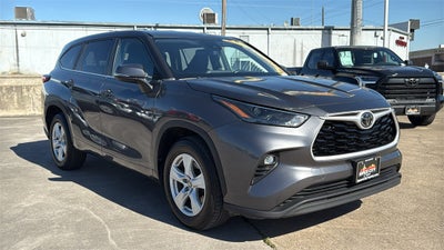 2023 Toyota HIGHLANDER LE