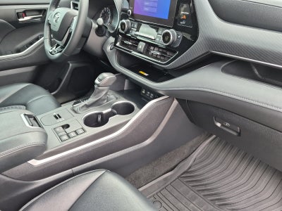2024 Toyota Highlander XSE