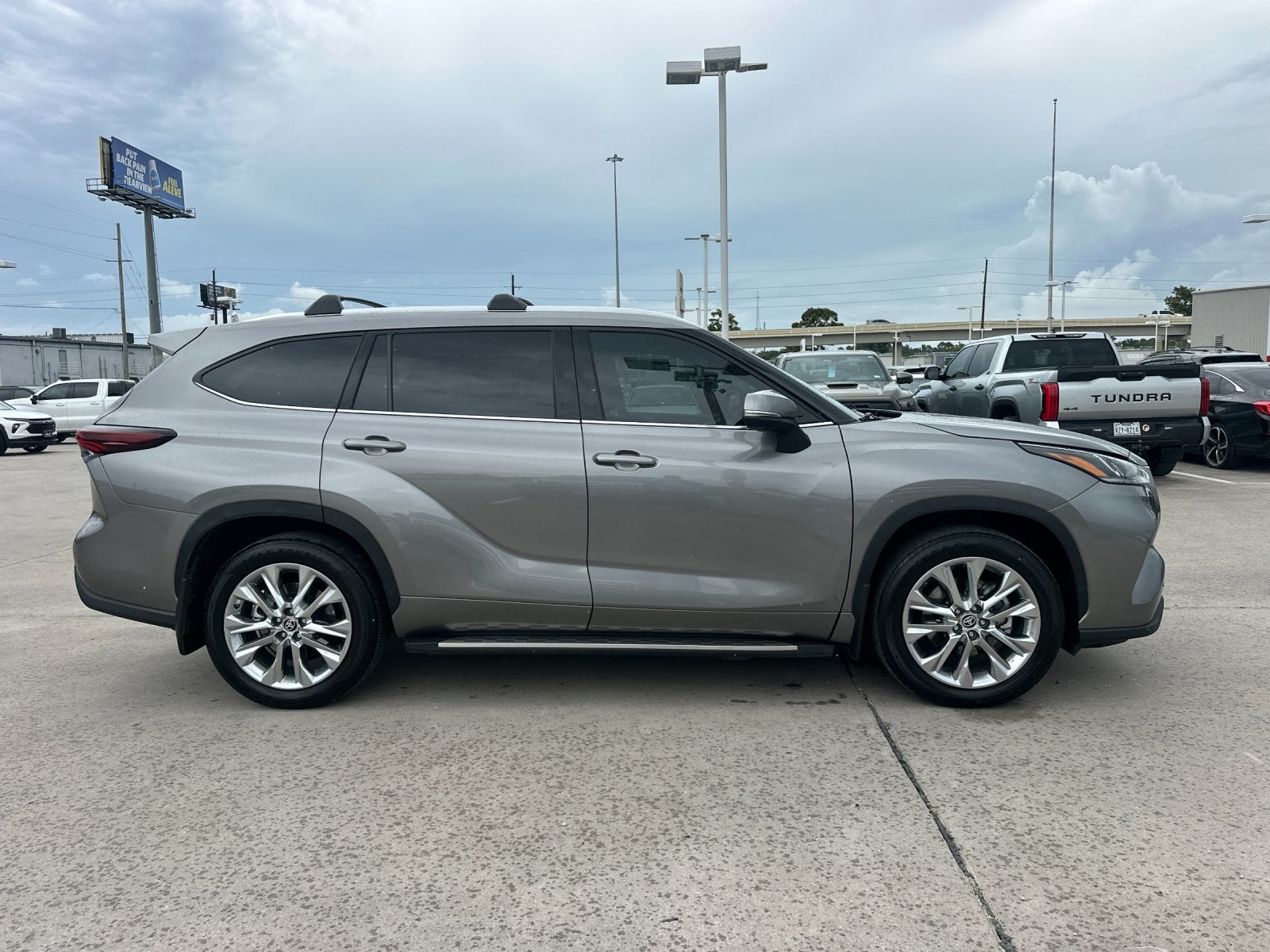 2025 Toyota Highlander Limited
