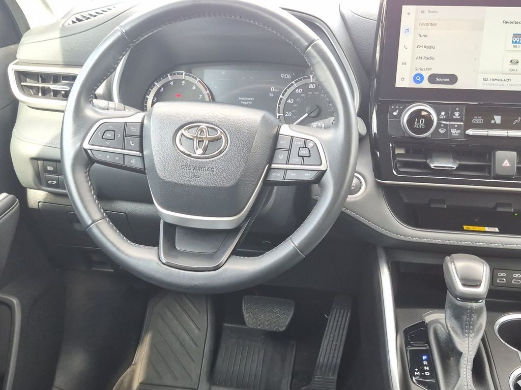 2024 Toyota Highlander XLE
