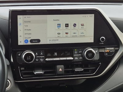 2024 Toyota Highlander XLE