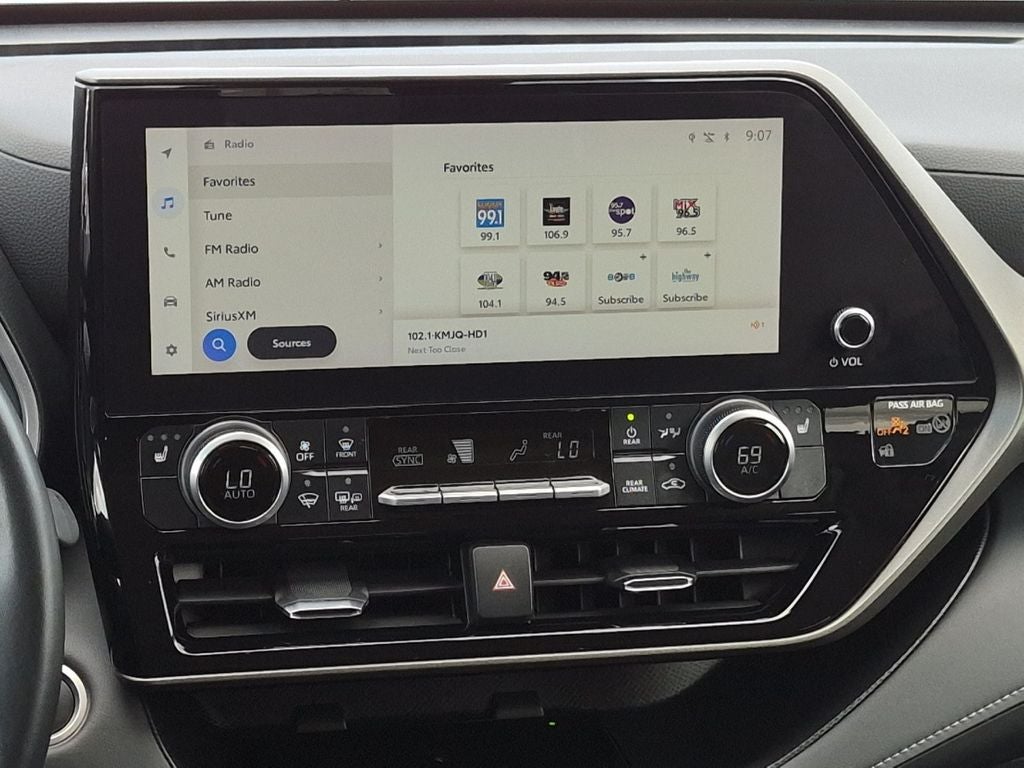 2024 Toyota Highlander XLE