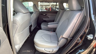 2026 Toyota Highlander XLE