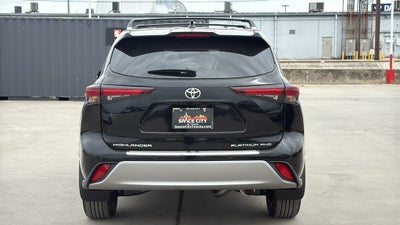 2026 Toyota Highlander Platinum