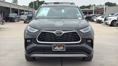 2026 Toyota Highlander Platinum