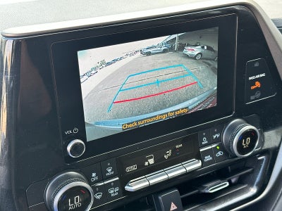 2025 Toyota Highlander LE