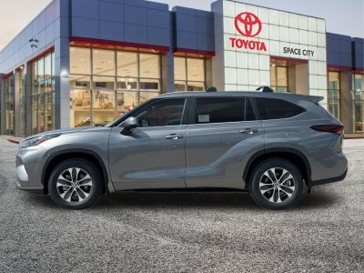 2026 Toyota Highlander XLE
