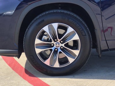 2026 Toyota Highlander XLE