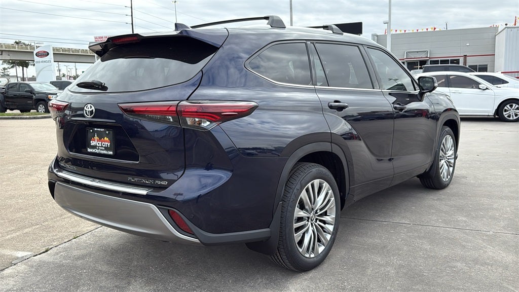 2026 Toyota Highlander Platinum