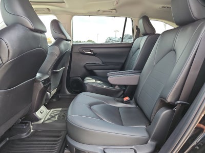 2026 Toyota Highlander XLE