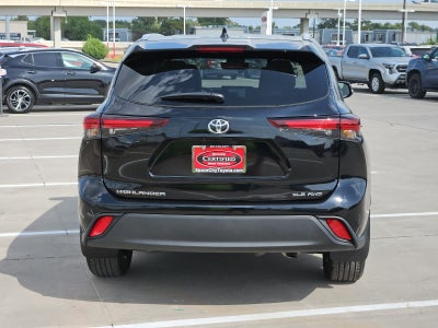 2026 Toyota Highlander XLE