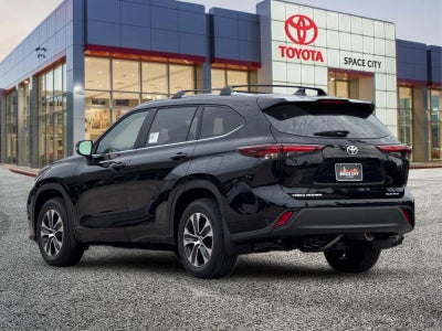2026 Toyota Highlander XLE