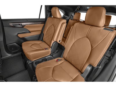 2025 Toyota Highlander Platinum