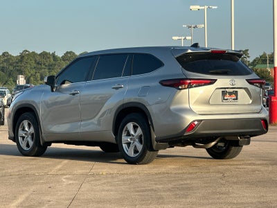 2025 Toyota Highlander LE