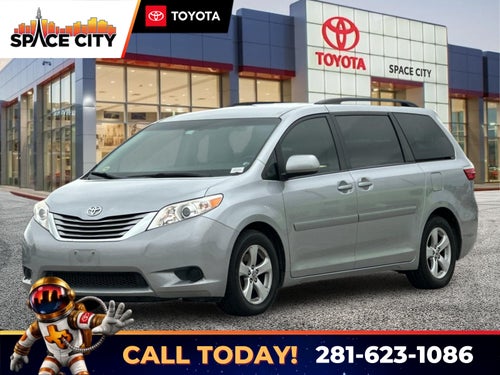 2015 Toyota SIENNA LE 3.5L LE 8 Passenger