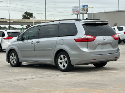 2015 Toyota SIENNA LE 3.5L LE 8 Passenger
