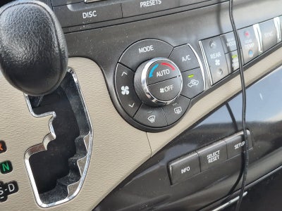 2014 Toyota SIENNA LE 3.5L LE 8 Passenger