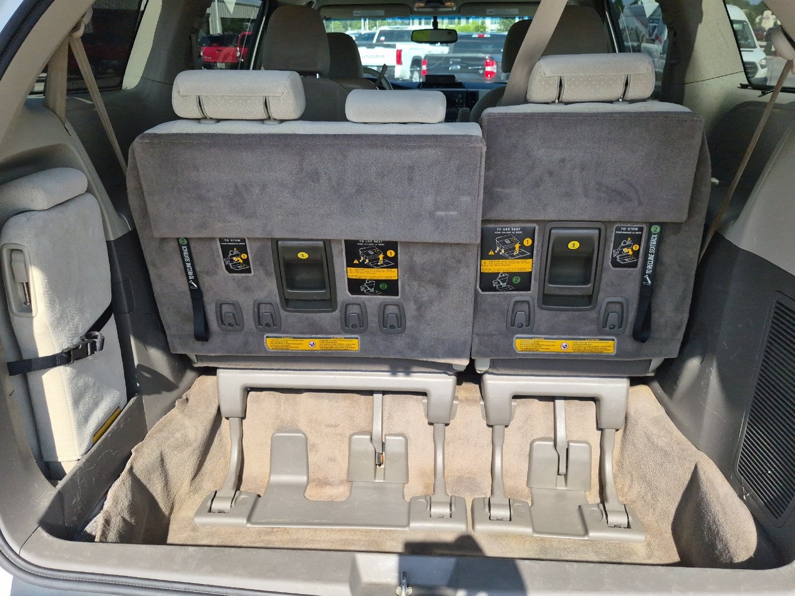 2014 Toyota SIENNA LE 3.5L LE 8 Passenger