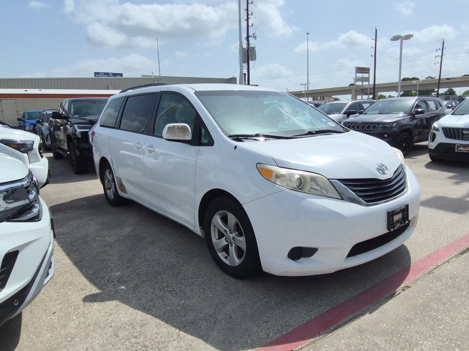 2014 Toyota SIENNA LE 3.5L LE 8 Passenger