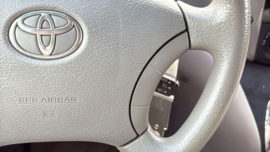 2010 Toyota SIENNA LE