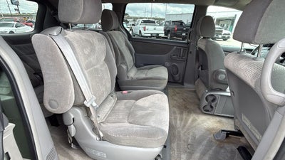 2010 Toyota SIENNA LE