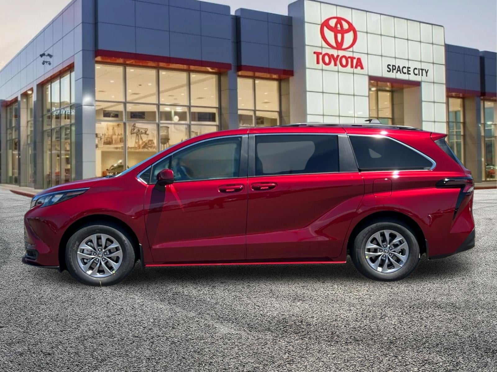 2026 Toyota Sienna LE
