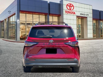 2026 Toyota Sienna LE