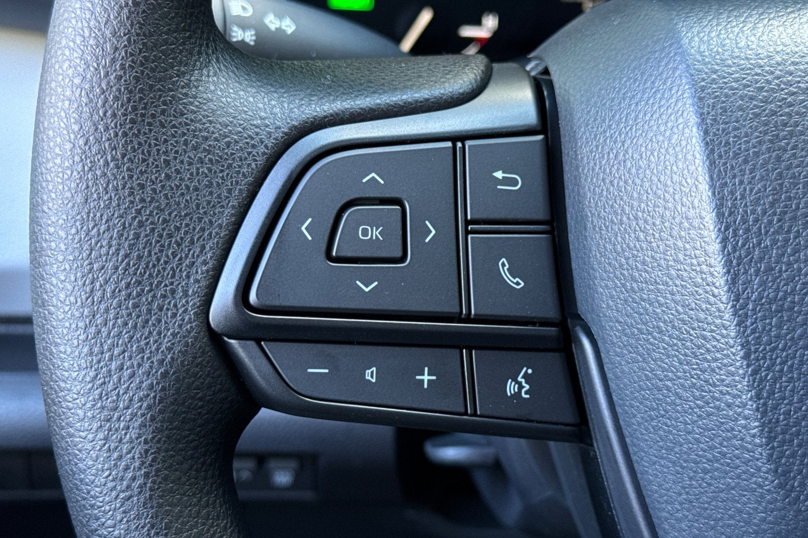 2026 Toyota Sienna LE 8 Passenger